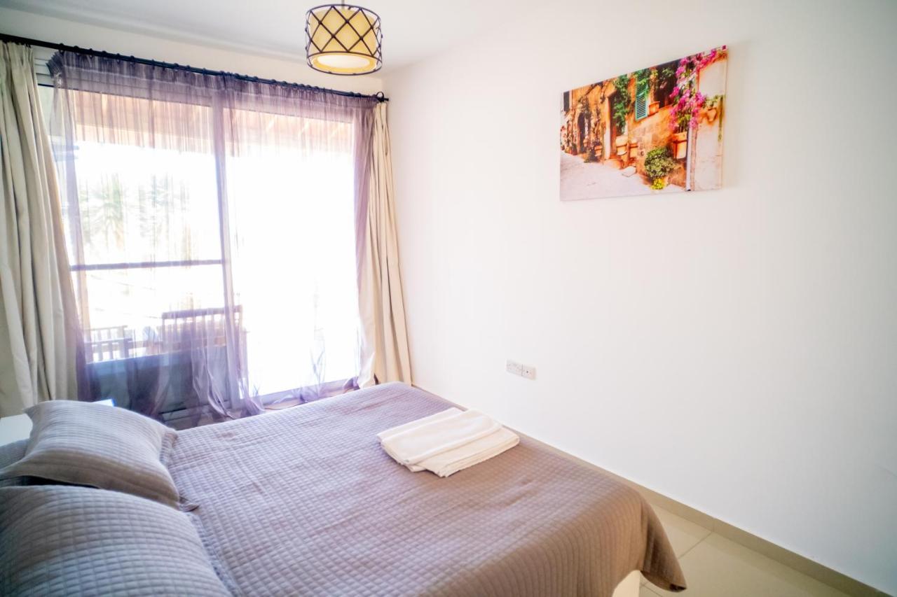 Spacious Three-Bedroom Apartment With Sea View A3 Kyrenia  Eksteriør billede