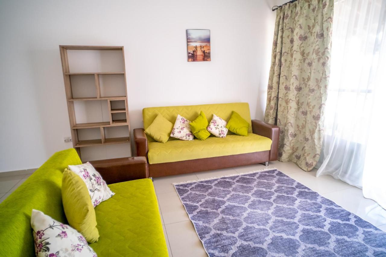 Spacious Three-Bedroom Apartment With Sea View A3 Kyrenia  Eksteriør billede